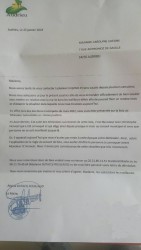 1visite maire au domicile de Carolyne Lejeune, courrier remis en main propre.jpg